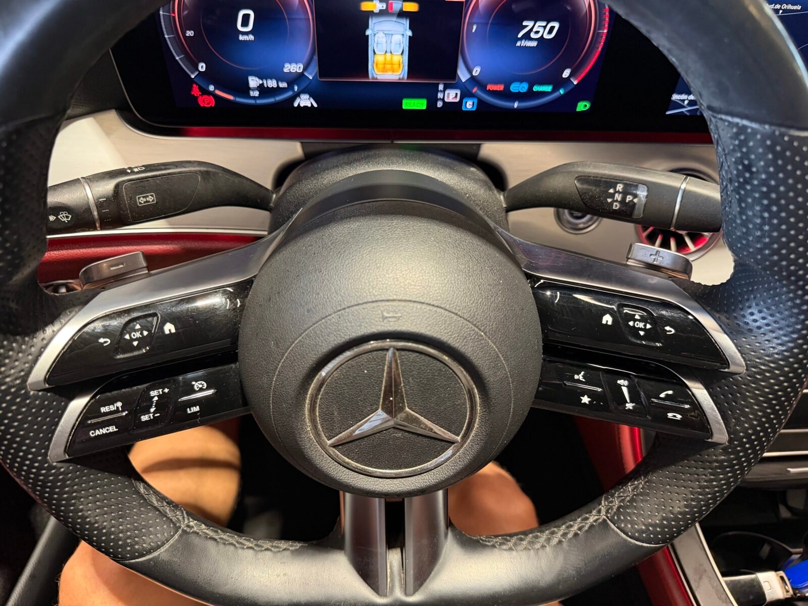 MERCEDES-BENZ  CLS 300d 4MATIC AMG FULL 265CV