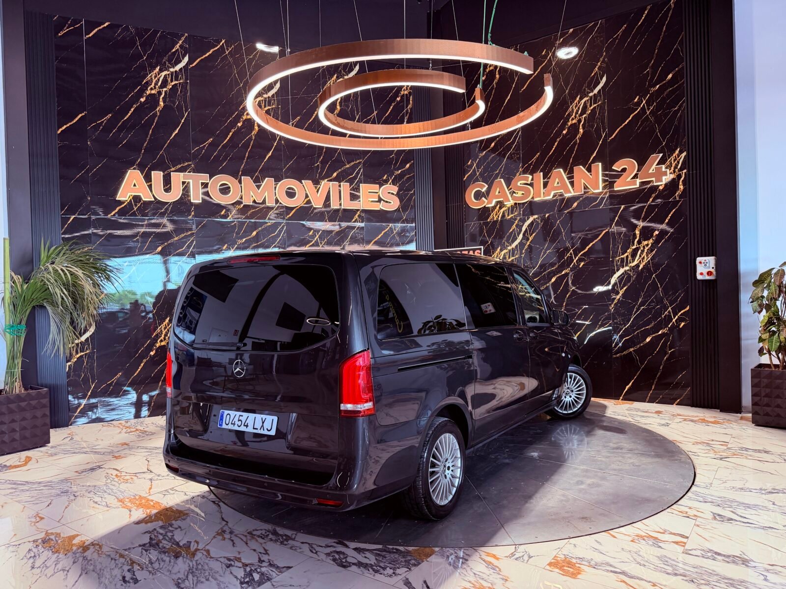 MERCEDES-BENZ Vito 220d 163CV 9Plazas Motor mercedes con cadena irrompible