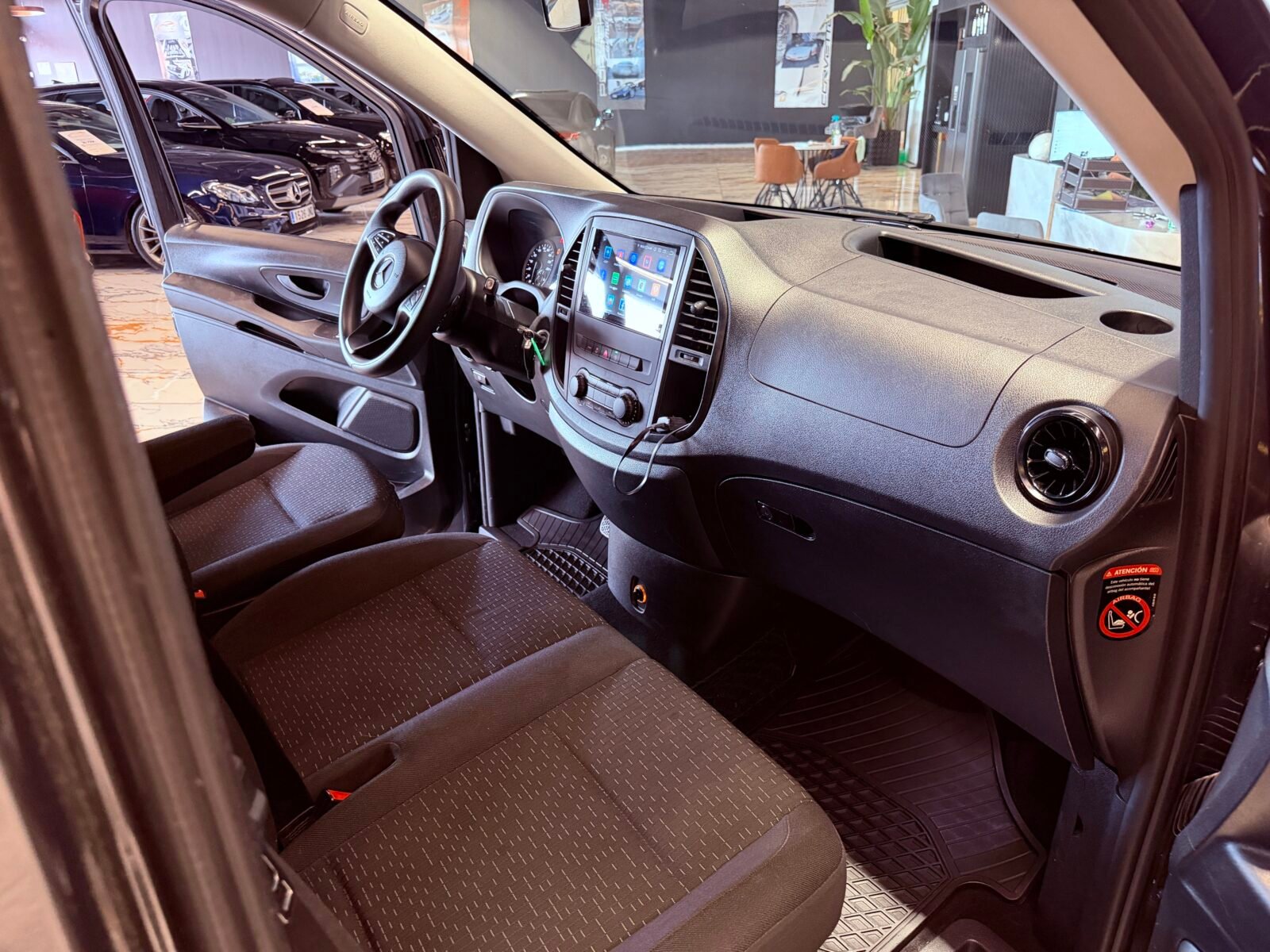 MERCEDES-BENZ Vito 220d 163CV 9Plazas Motor mercedes con cadena irrompible