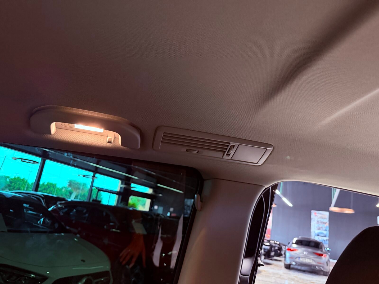 MERCEDES-BENZ Vito 220d 163CV 9Plazas Motor mercedes con cadena irrompible