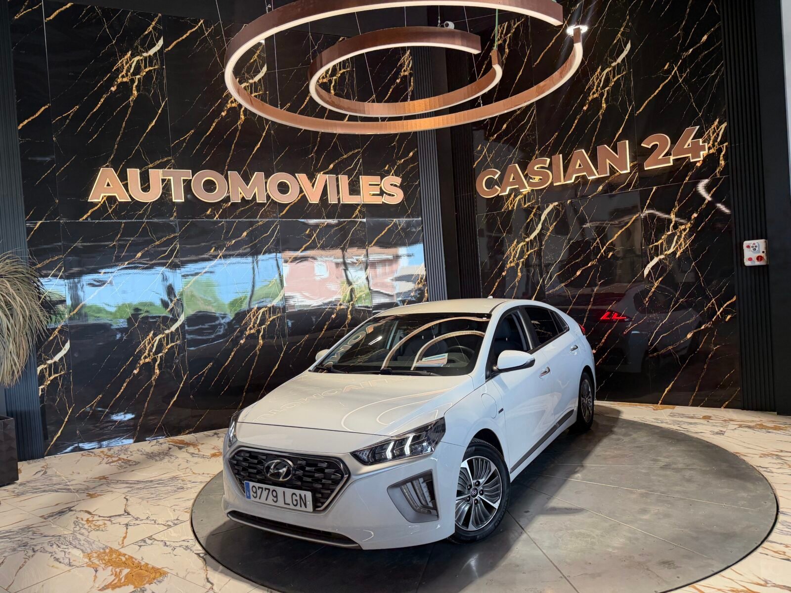 HYUNDAI IONIQ 1.6 GDI PHEV Tecno DCT MOTOR IRROMPIBLE