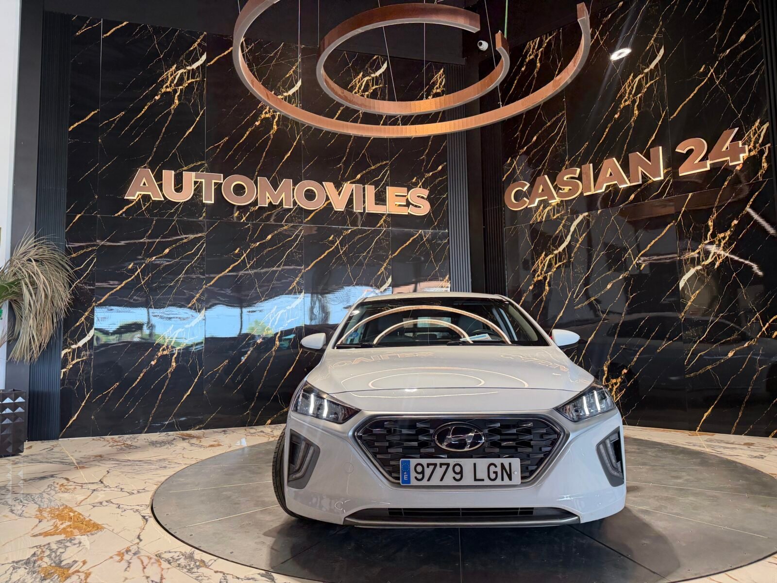 HYUNDAI IONIQ 1.6 GDI PHEV Tecno DCT MOTOR IRROMPIBLE