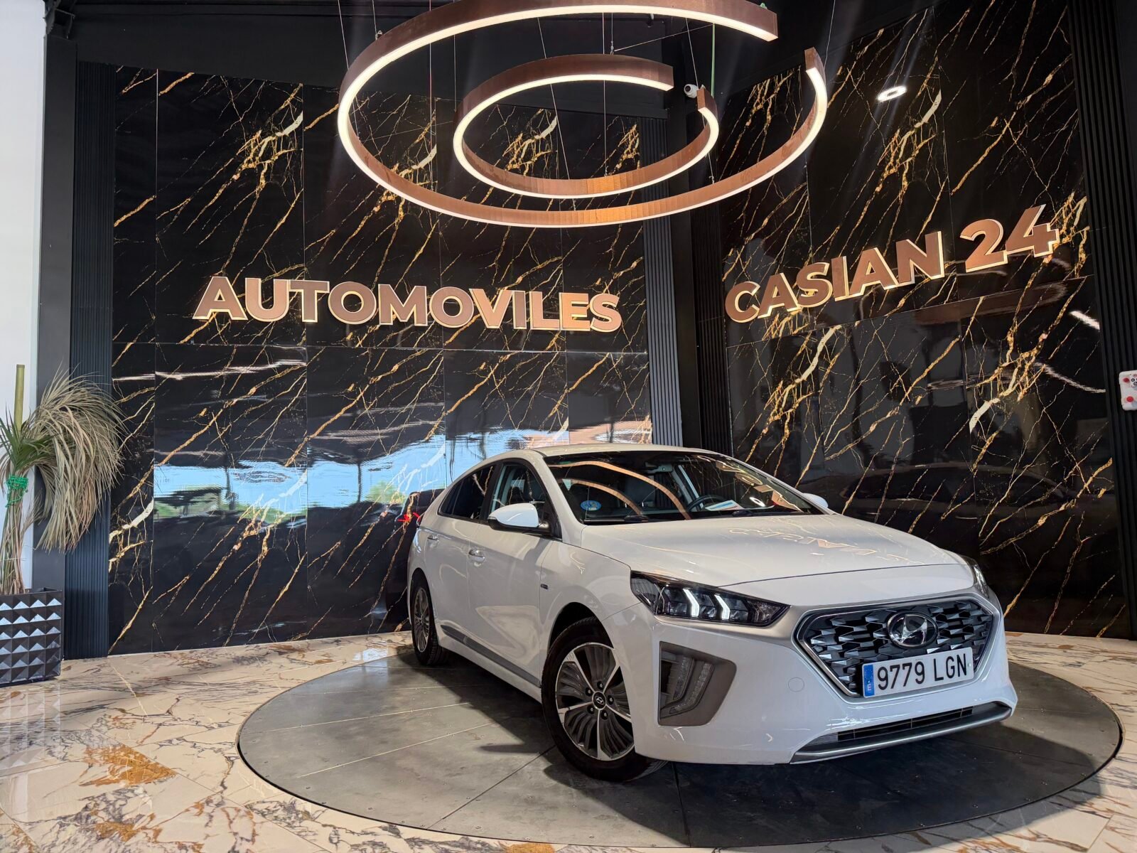 HYUNDAI IONIQ 1.6 GDI PHEV Tecno DCT MOTOR IRROMPIBLE