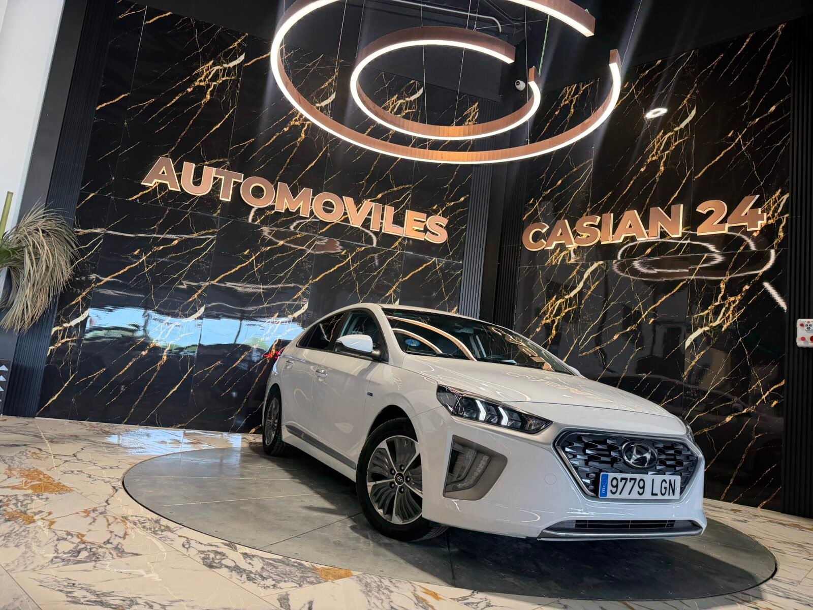 HYUNDAI IONIQ 1.6 GDI PHEV Tecno DCT MOTOR IRROMPIBLE