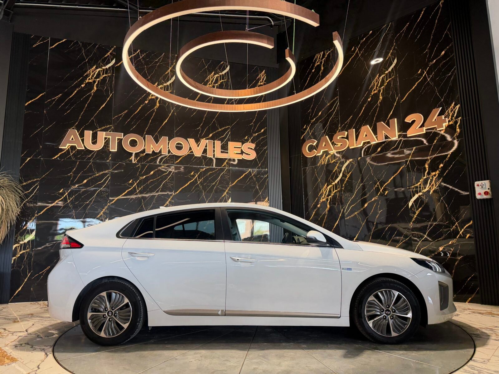HYUNDAI IONIQ 1.6 GDI PHEV Tecno DCT MOTOR IRROMPIBLE