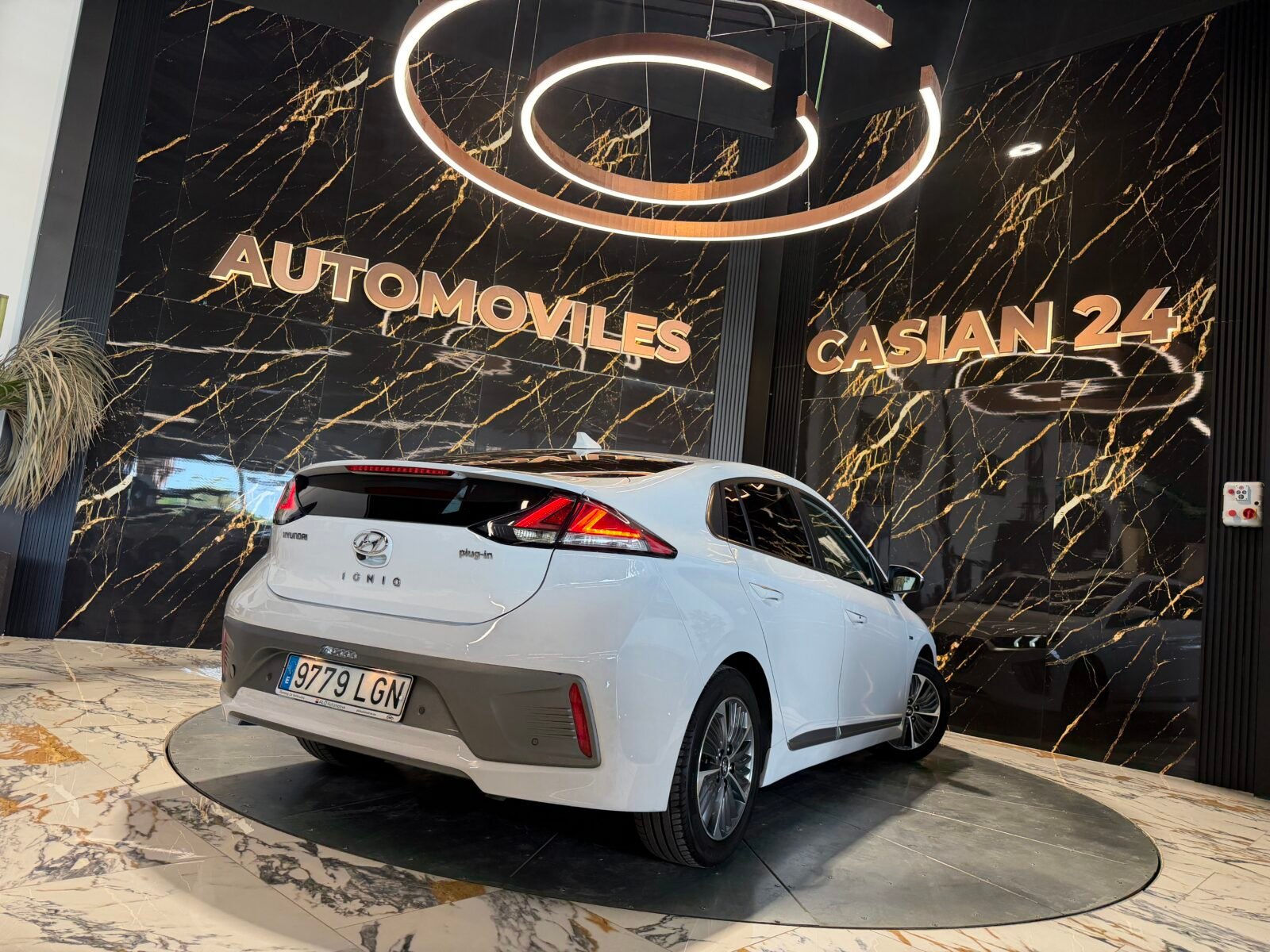 HYUNDAI IONIQ 1.6 GDI PHEV Tecno DCT MOTOR IRROMPIBLE