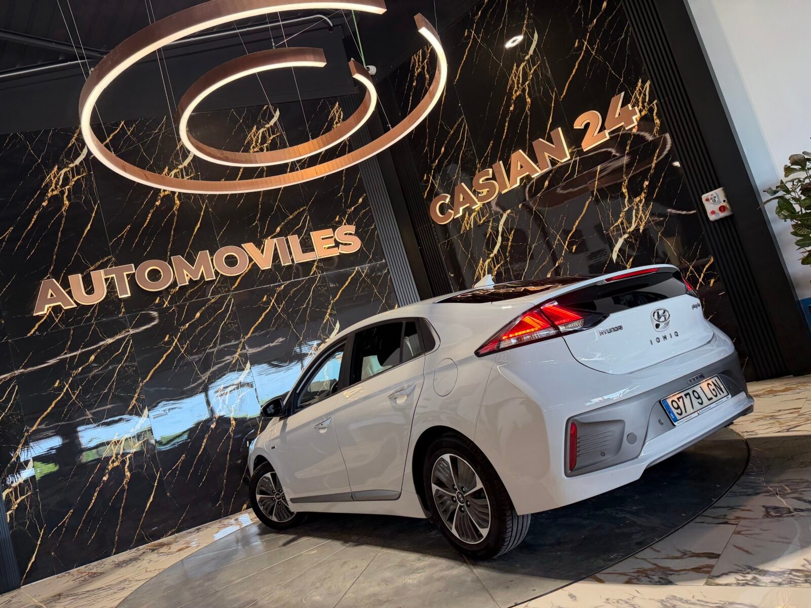 HYUNDAI IONIQ 1.6 GDI PHEV Tecno DCT MOTOR IRROMPIBLE