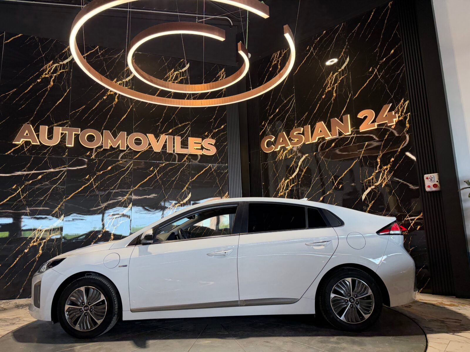 HYUNDAI IONIQ 1.6 GDI PHEV Tecno DCT MOTOR IRROMPIBLE