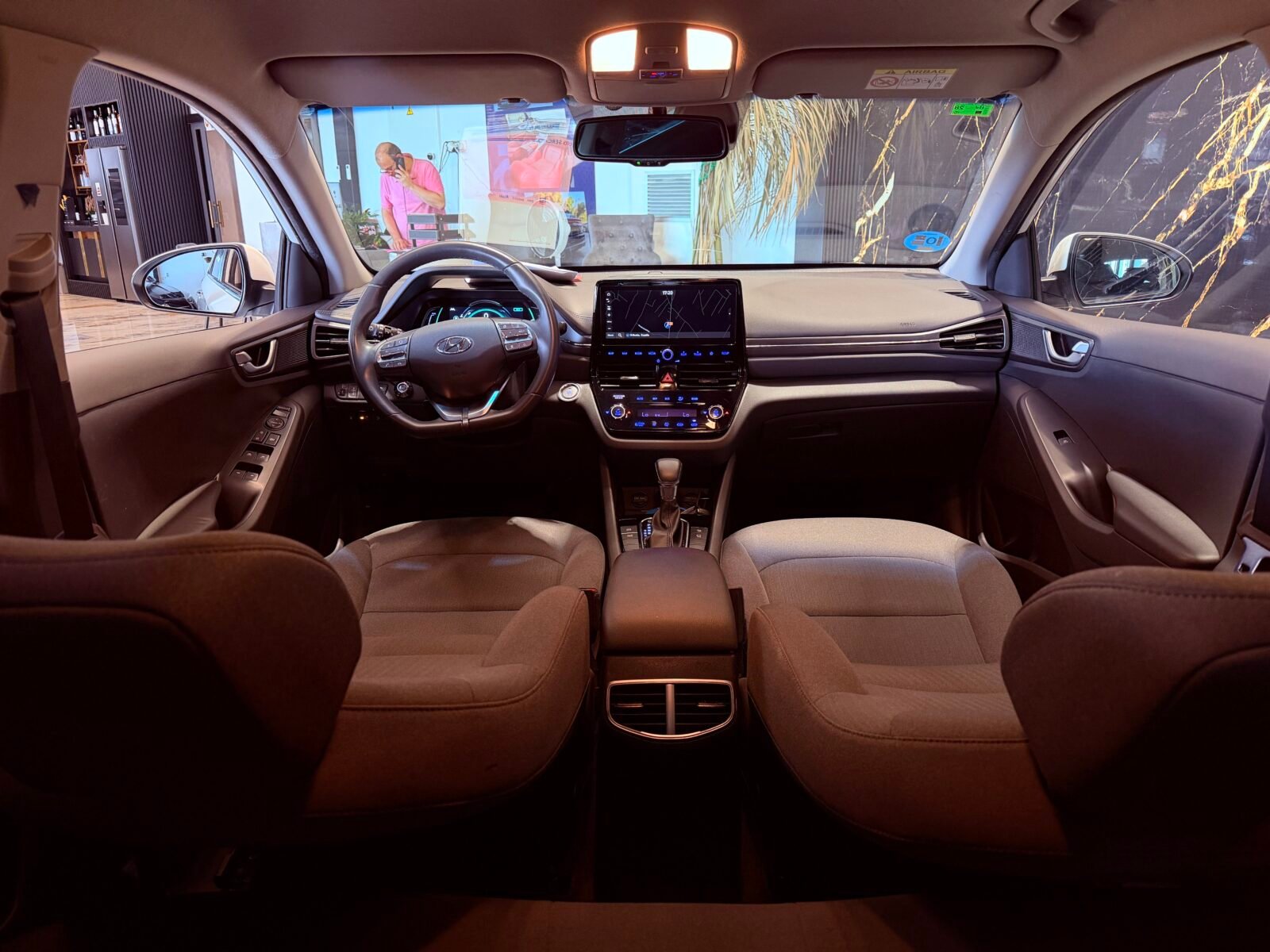 HYUNDAI IONIQ 1.6 GDI PHEV Tecno DCT MOTOR IRROMPIBLE