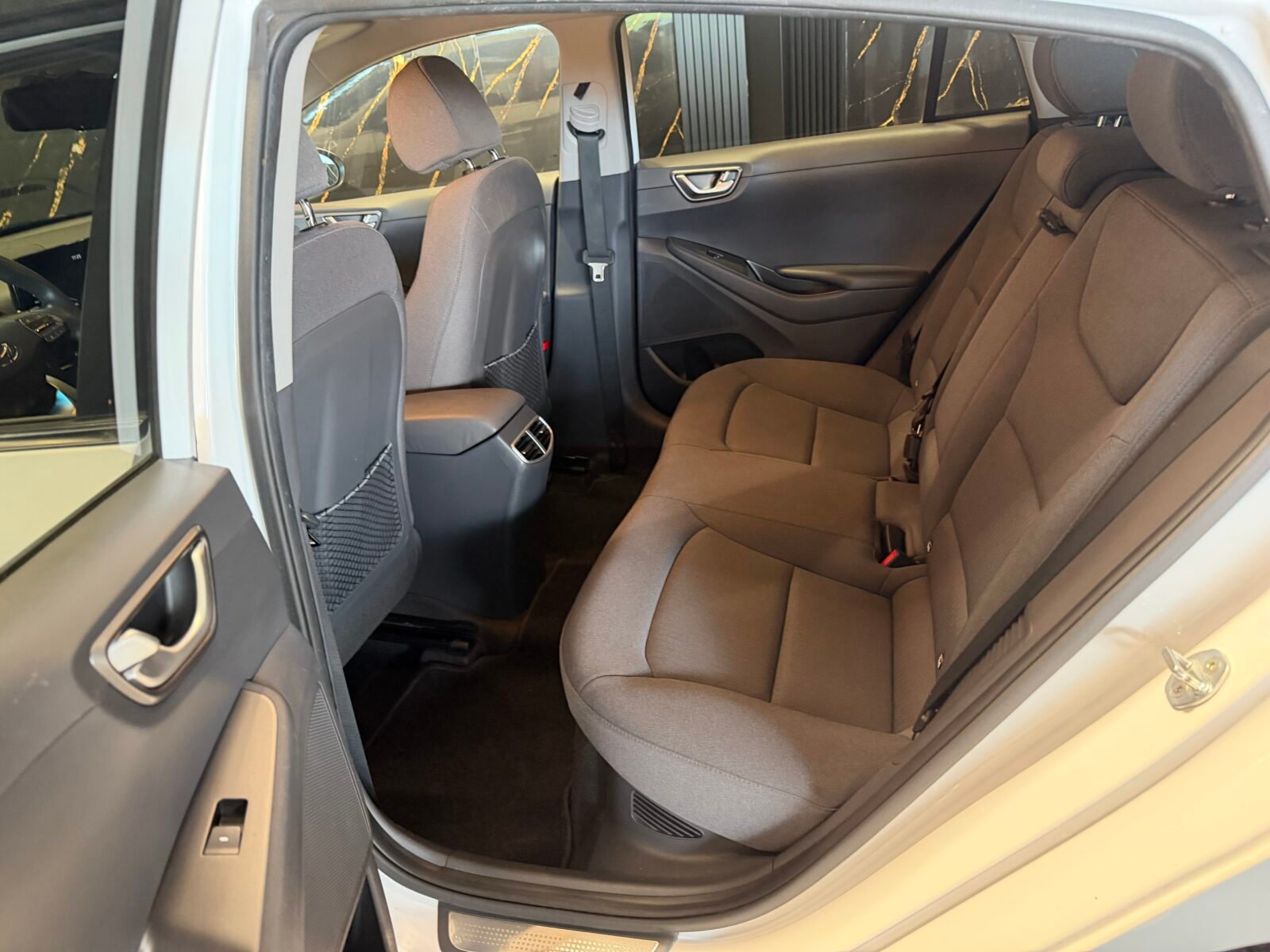 HYUNDAI IONIQ 1.6 GDI PHEV Tecno DCT MOTOR IRROMPIBLE