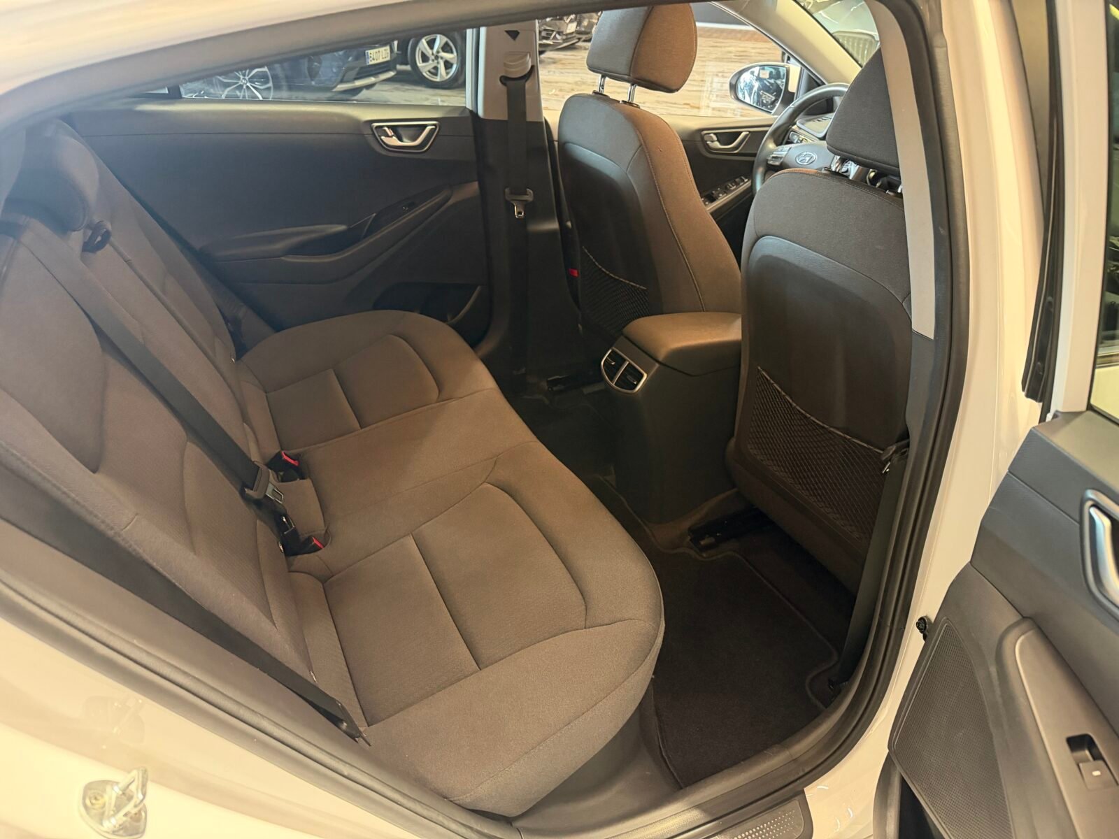 HYUNDAI IONIQ 1.6 GDI PHEV Tecno DCT MOTOR IRROMPIBLE