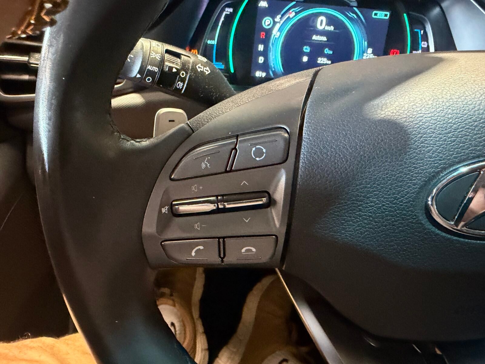 HYUNDAI IONIQ 1.6 GDI PHEV Tecno DCT MOTOR IRROMPIBLE