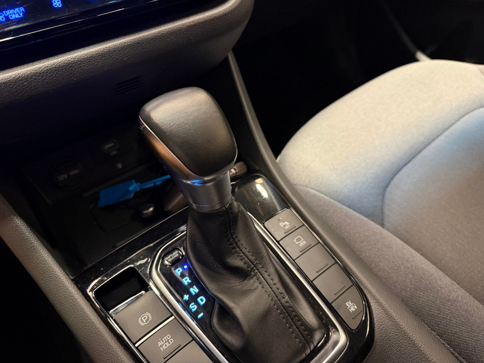 HYUNDAI IONIQ 1.6 GDI PHEV Tecno DCT MOTOR IRROMPIBLE