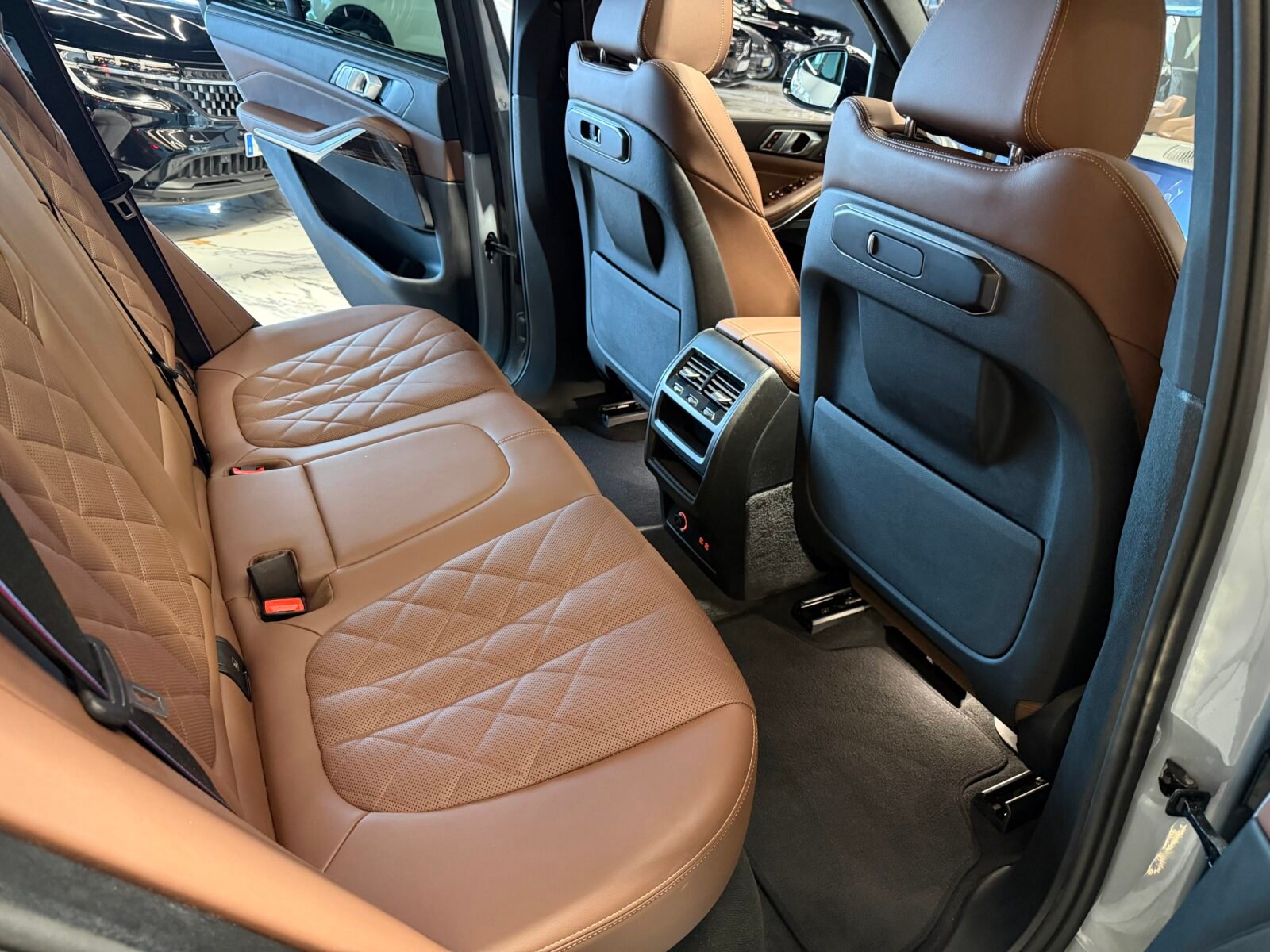 BMW X5 xDrive30d 300Cv M Paket full Motor 6CIlindros en Linea Motor irrompible