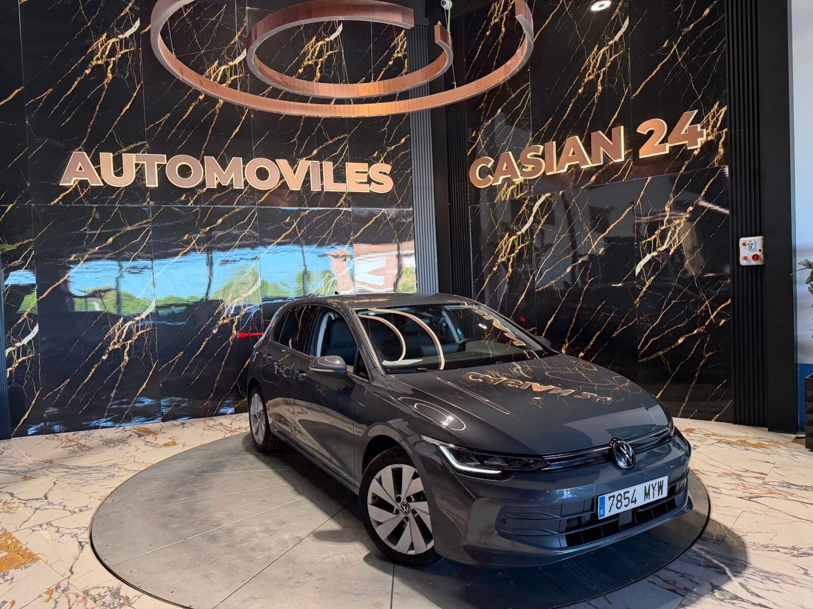 VOLKSWAGEN Golf 1.5 TSI 4 Cilindros 116CV Sport Line