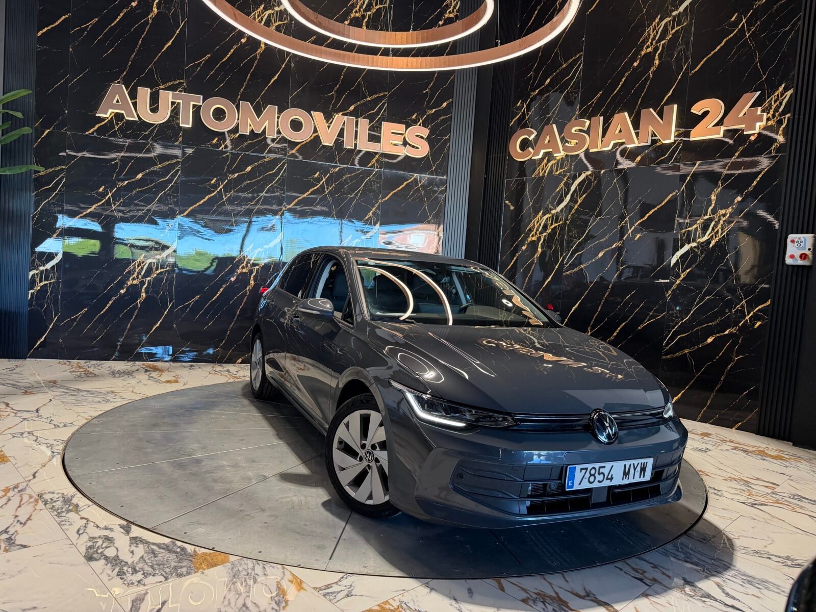 VOLKSWAGEN Golf 1.5 TSI 4 Cilindros 116CV Sport Line