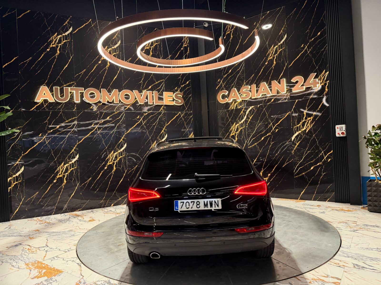 AUDI Q5 2.0 TDI 150CV MANUAL 