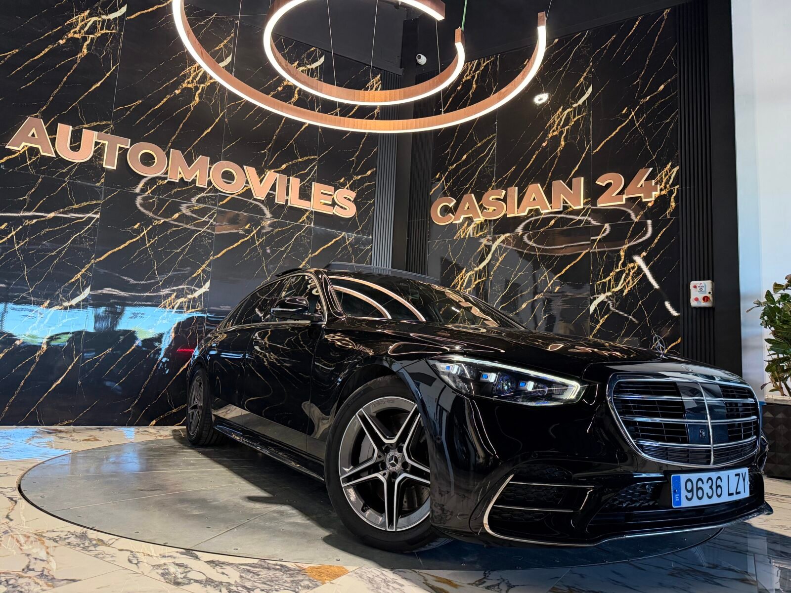 MERCEDES-BENZ S 350d 286CV AMG 4MATIC MOTOR 6 CILINDROS EN LINEA IRROMPIBLE FULL