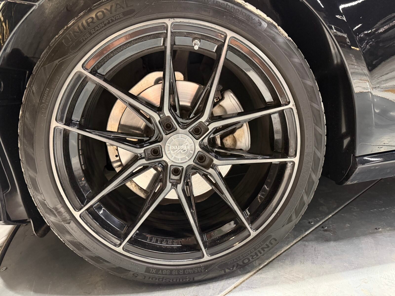 MERCEDES-BENZ Clase E 220d 195cv Motor MERCEDES CON CADENA IRROMPIBLE