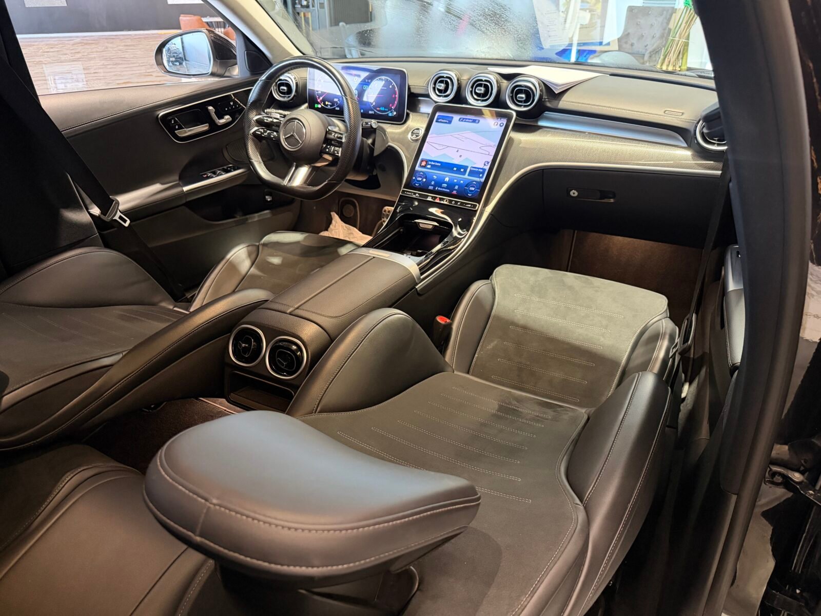 MERCEDES-BENZ Clase C 220d AMG 220CV ETIQUETA ECO FULL Motor MERCEDES CON CADENA IRROMPIBLE