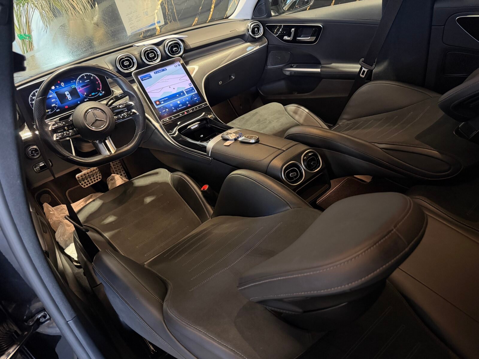 MERCEDES-BENZ Clase C 220d AMG 220CV ETIQUETA ECO FULL Motor MERCEDES CON CADENA IRROMPIBLE