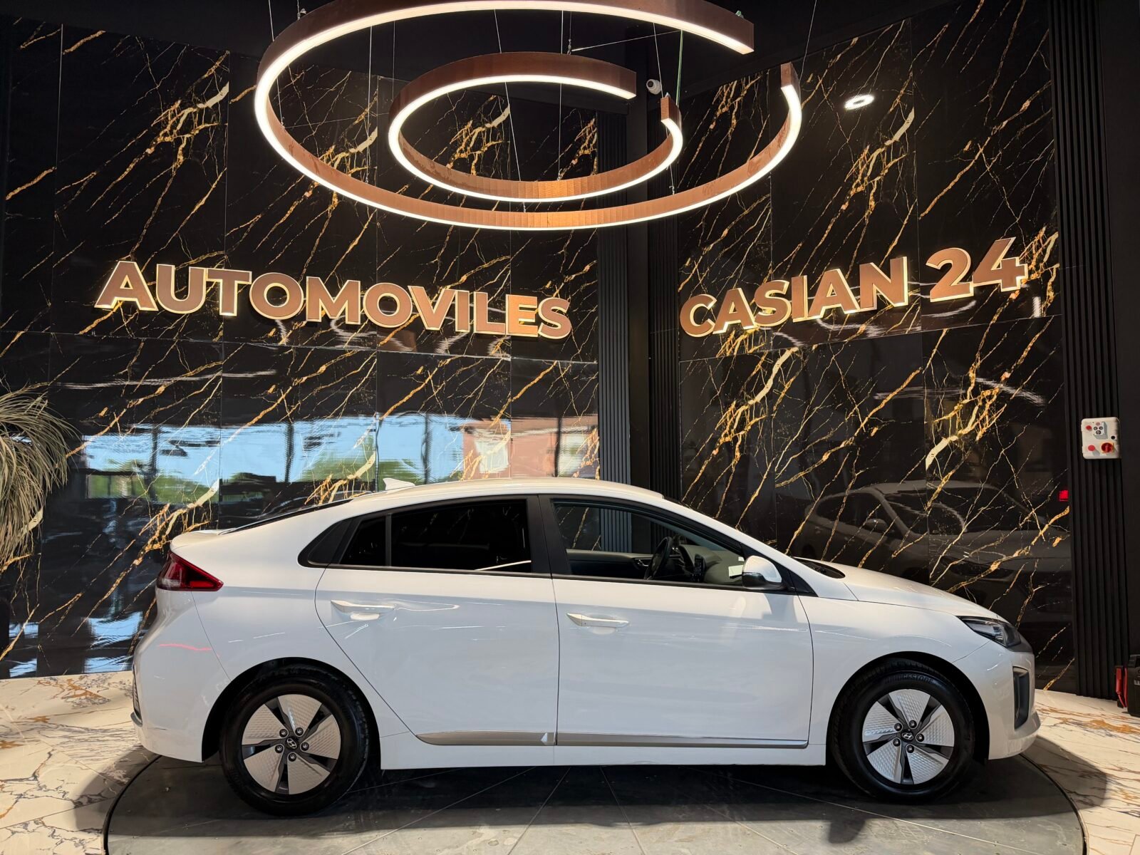 HYUNDAI  IONIQ 1.6 GDI HEV Style DCT