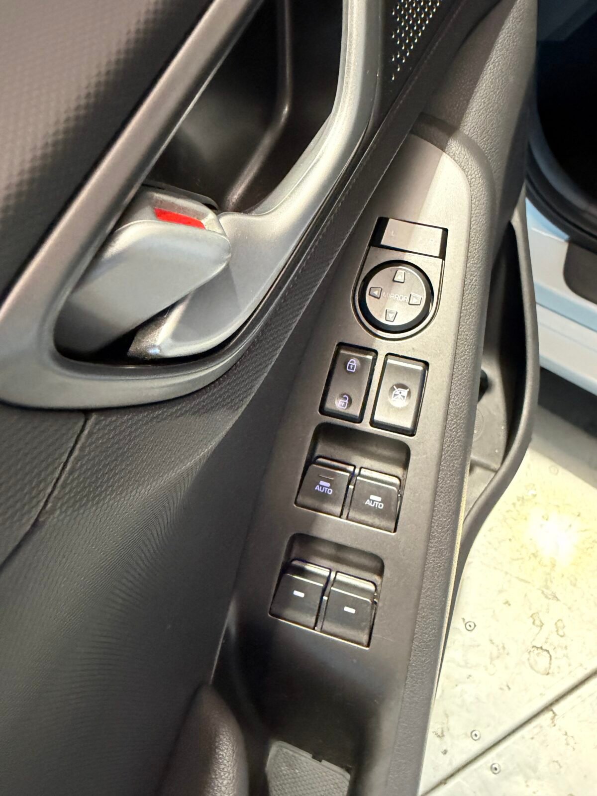 HYUNDAI  IONIQ 1.6 GDI HEV Style DCT