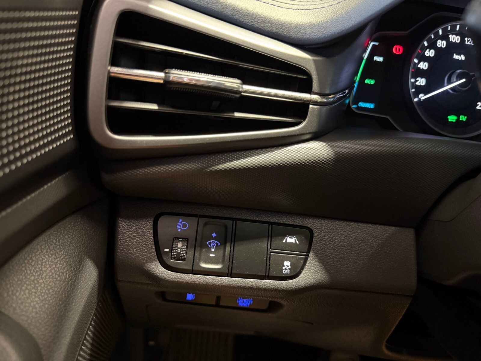 HYUNDAI  IONIQ 1.6 GDI HEV Style DCT