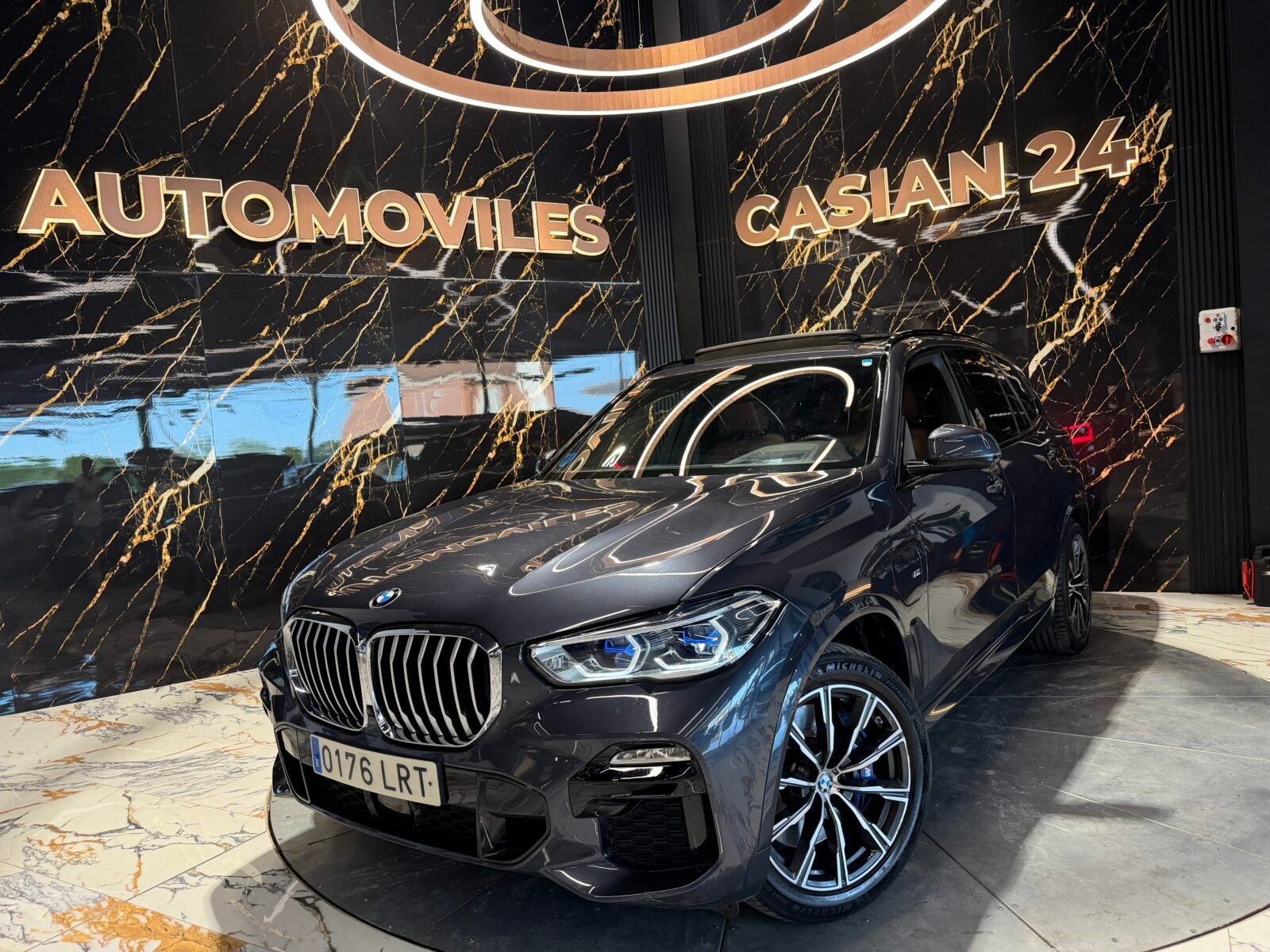 BMW X5 xDrive45e 392cv M Paket full impoluto