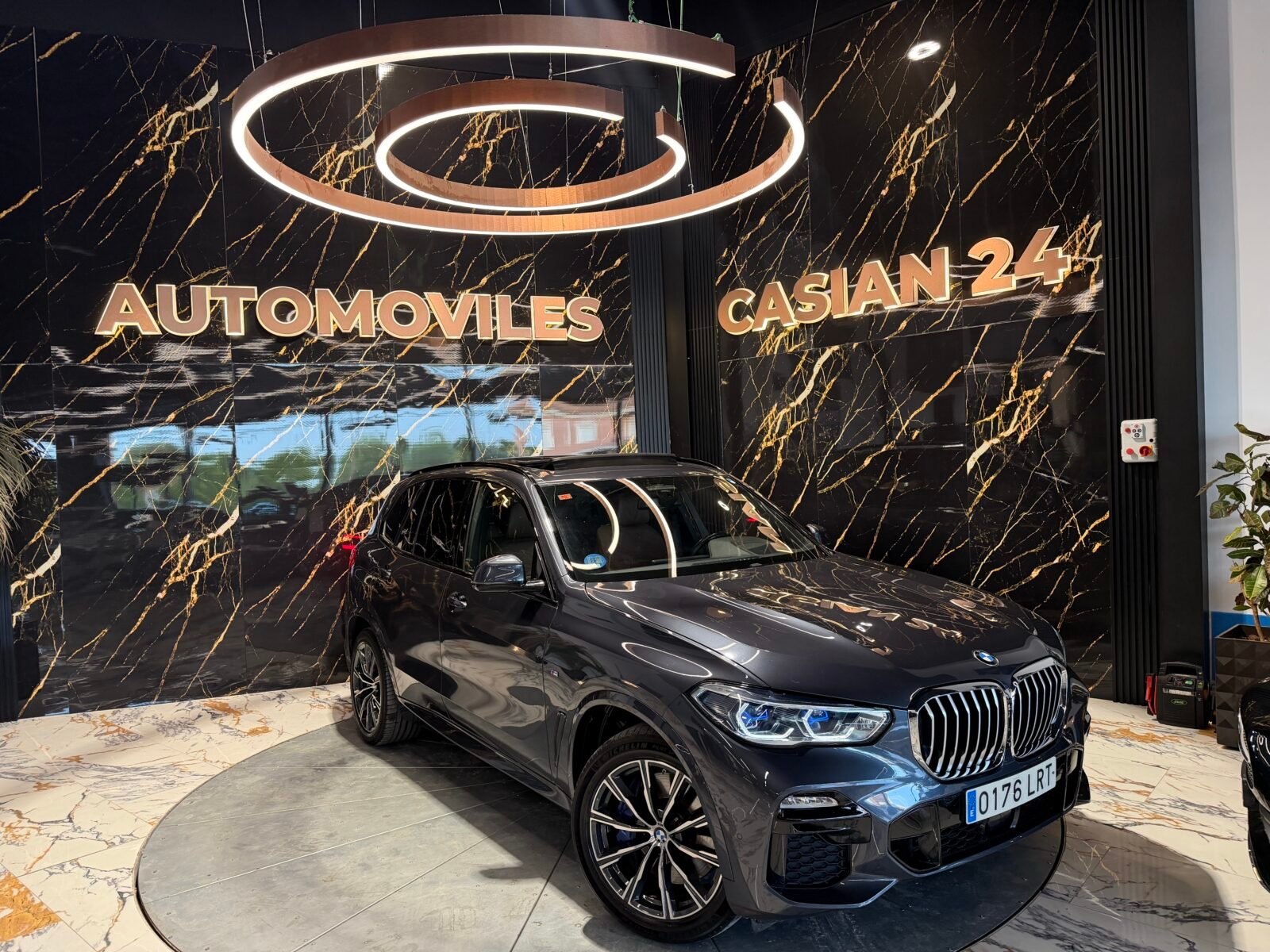 BMW X5 xDrive45e 392cv M Paket full impoluto