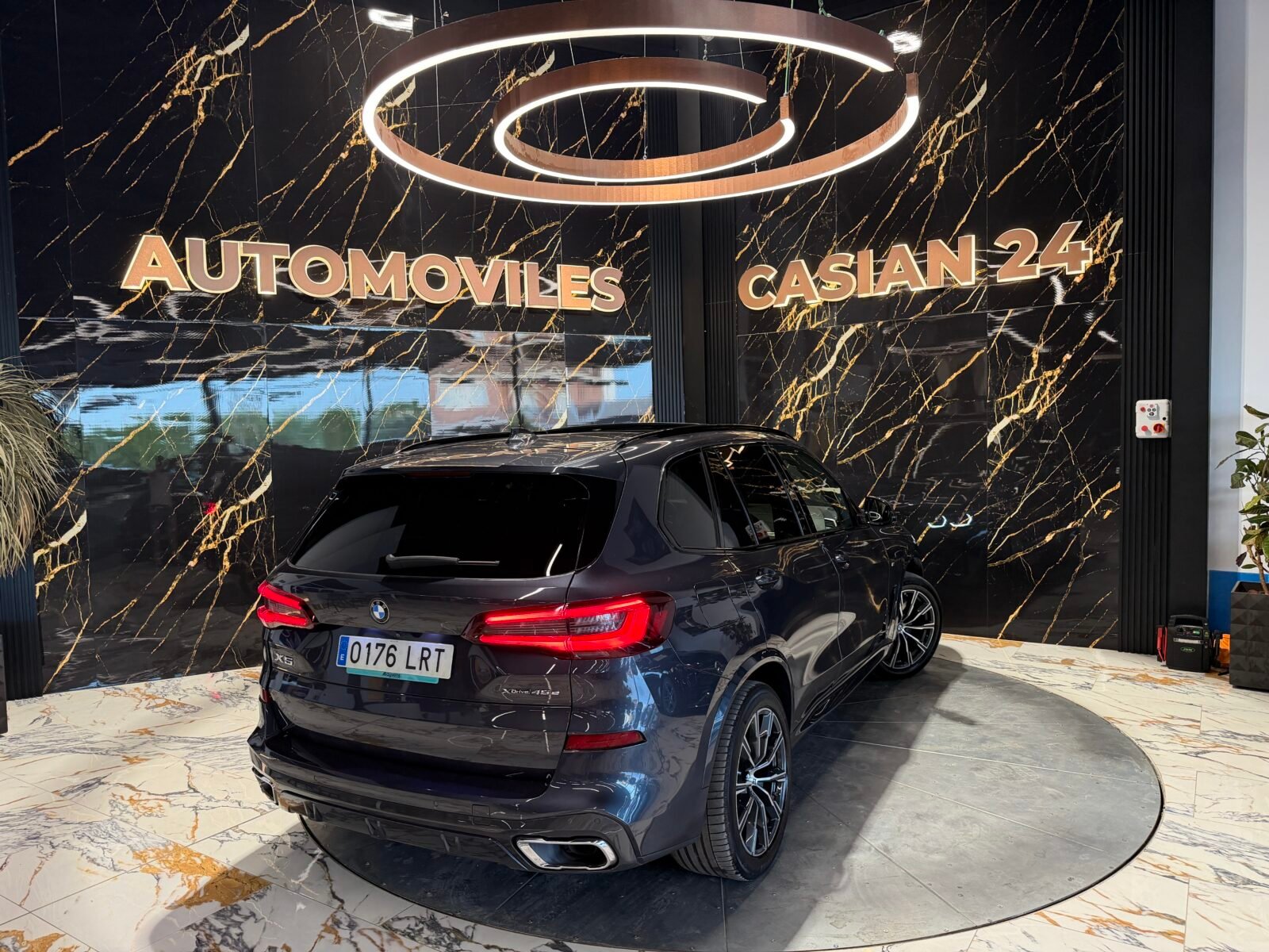BMW X5 xDrive45e 392cv M Paket full impoluto