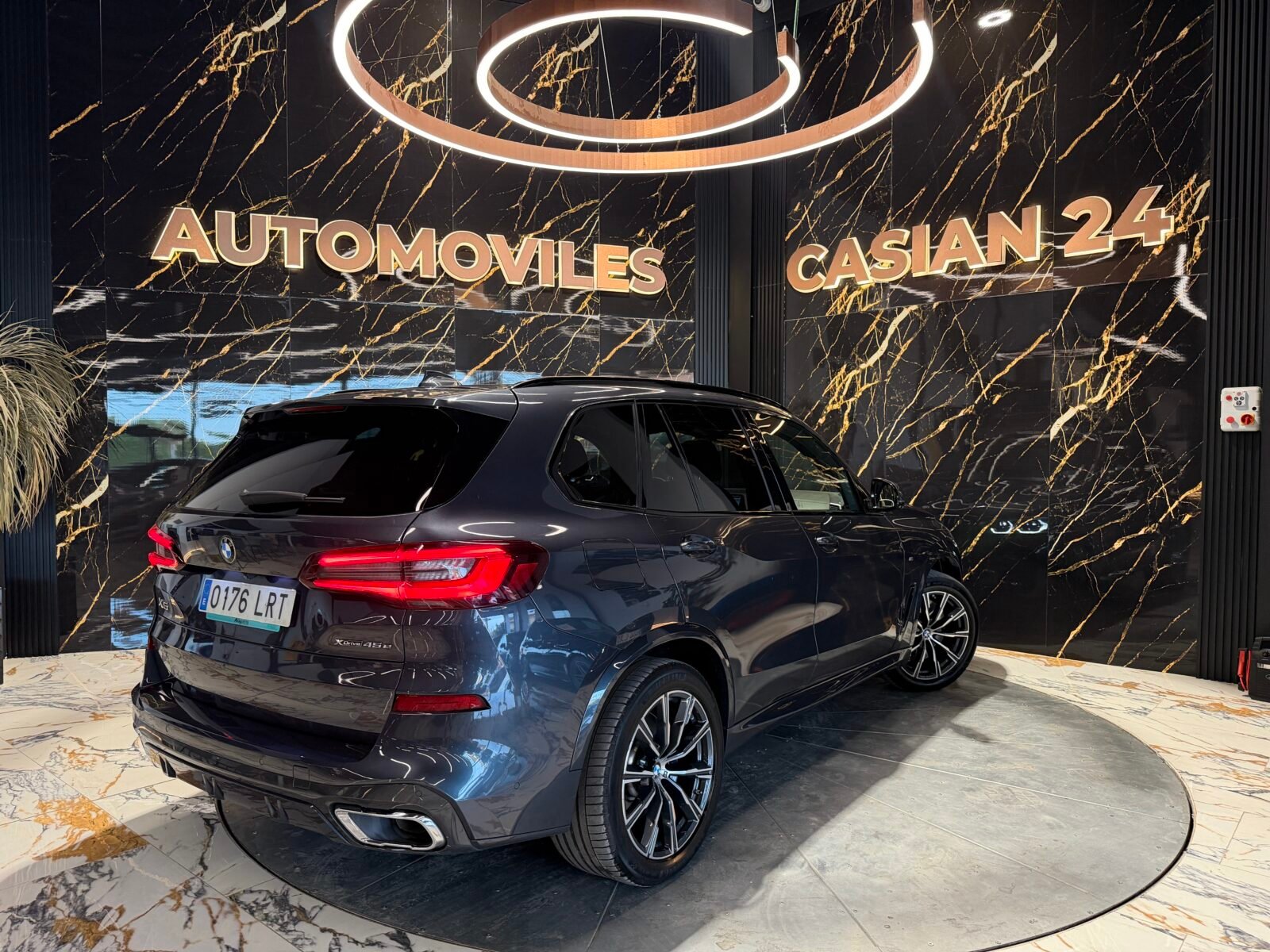 BMW X5 xDrive45e 392cv M Paket full impoluto