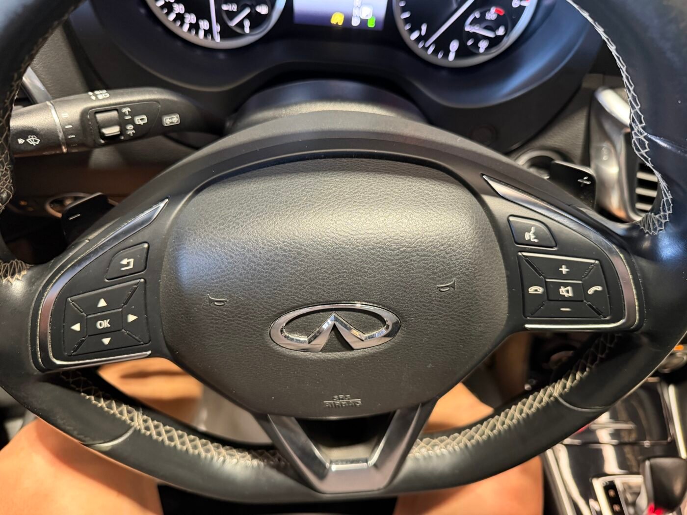 INFINITI  Q30S 2.2d 170cv Motor MERCEDES CON CADENA IRROMPIBLE Sport Edition