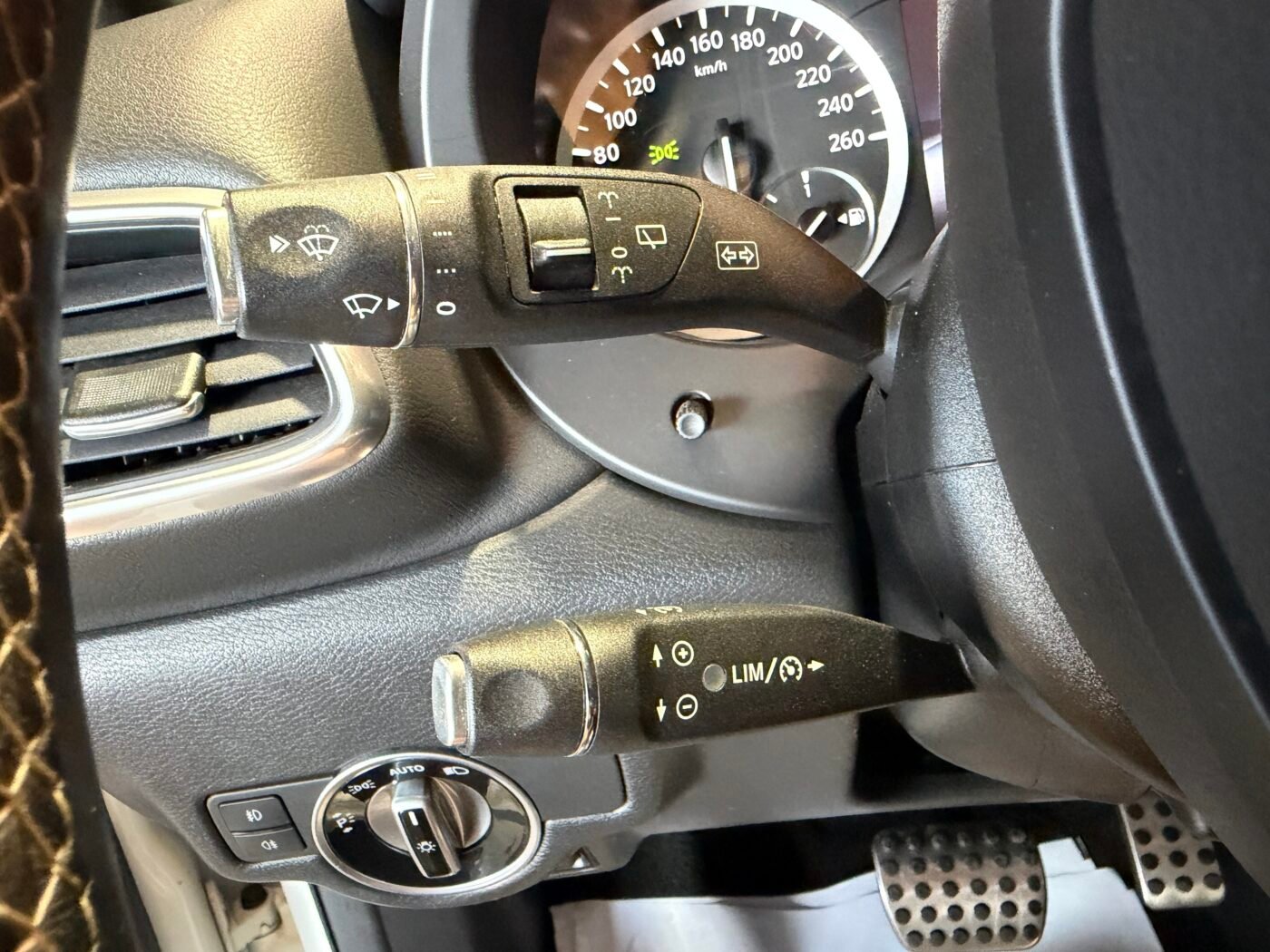 INFINITI  Q30S 2.2d 170cv Motor MERCEDES CON CADENA IRROMPIBLE Sport Edition
