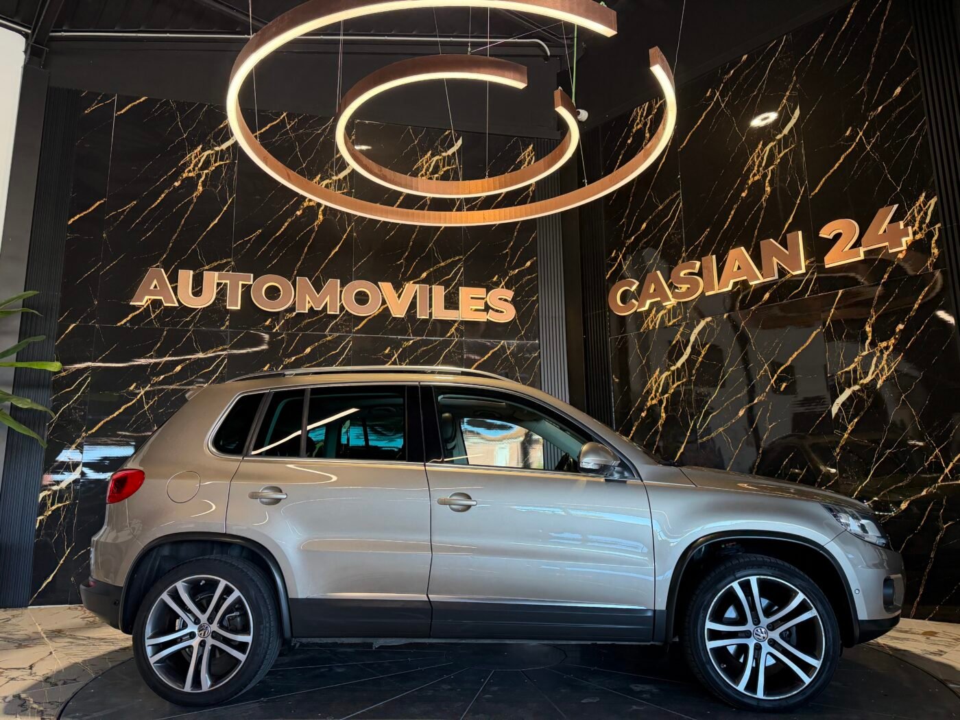VOLKSWAGEN  Tiguan Sport 2.0 TDI 177CV DSG BMT 4Motion