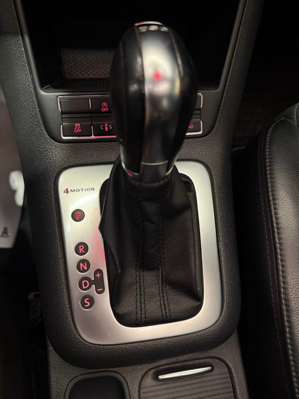 VOLKSWAGEN  Tiguan Sport 2.0 TDI 177CV DSG BMT 4Motion