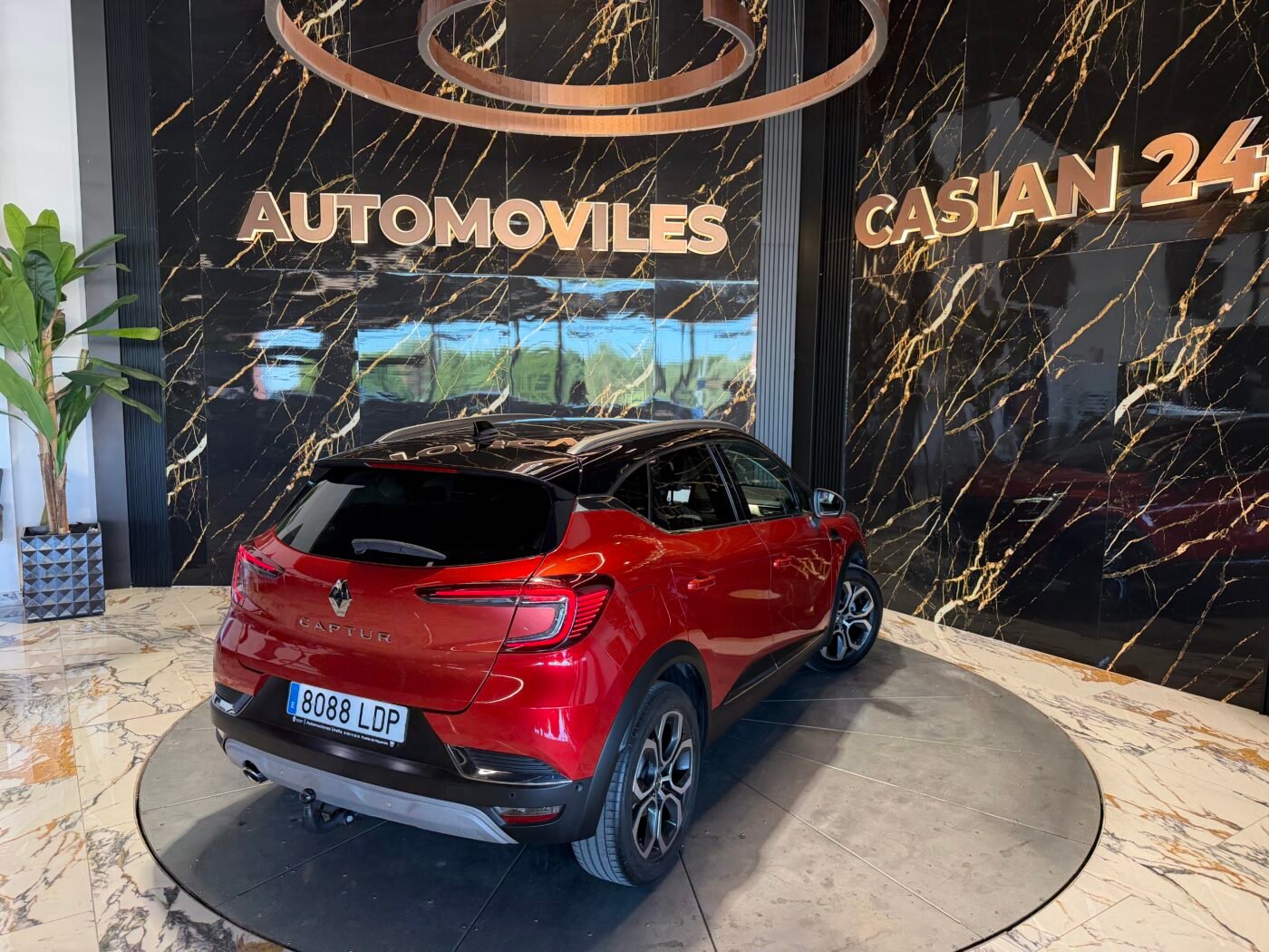 RENAULT Captur  1.3 Motor MERCEDES con CADENA IRROMPIBLE 130CV