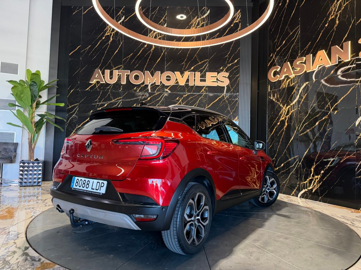 RENAULT Captur  1.3 Motor MERCEDES con CADENA IRROMPIBLE 130CV