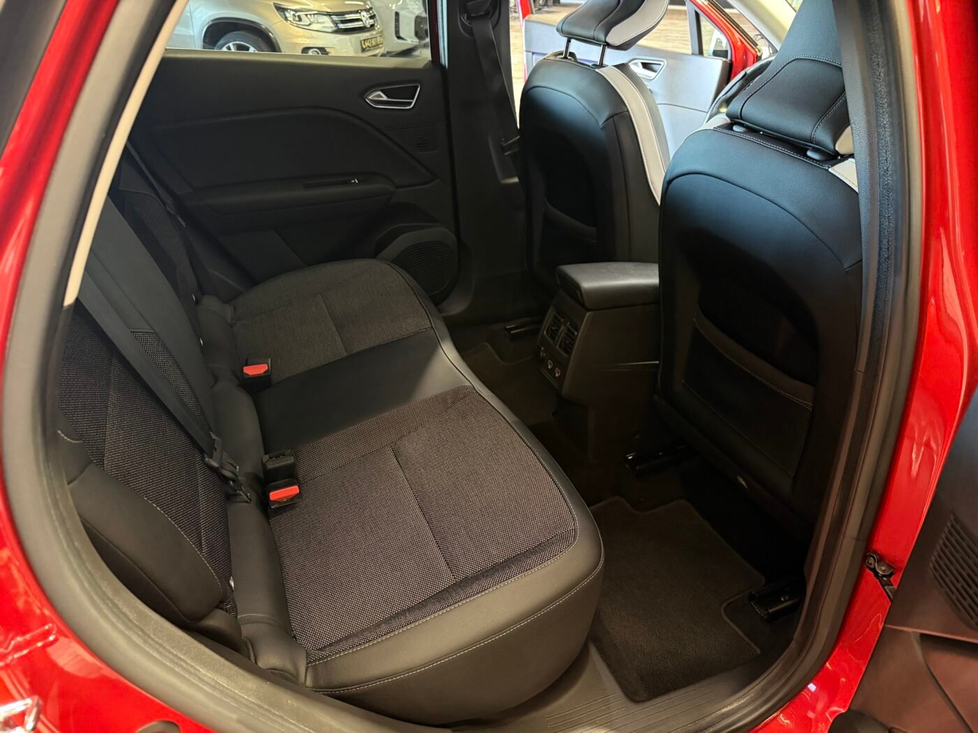RENAULT Captur  1.3 Motor MERCEDES con CADENA IRROMPIBLE 130CV