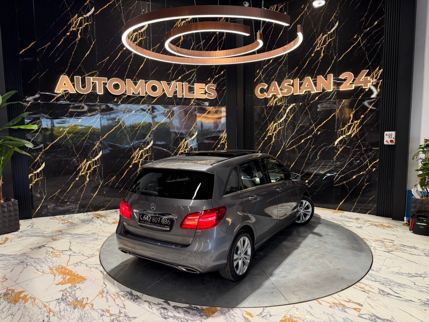 MERCEDES-BENZ Clase B 180d Sport Urban PANORAMA 