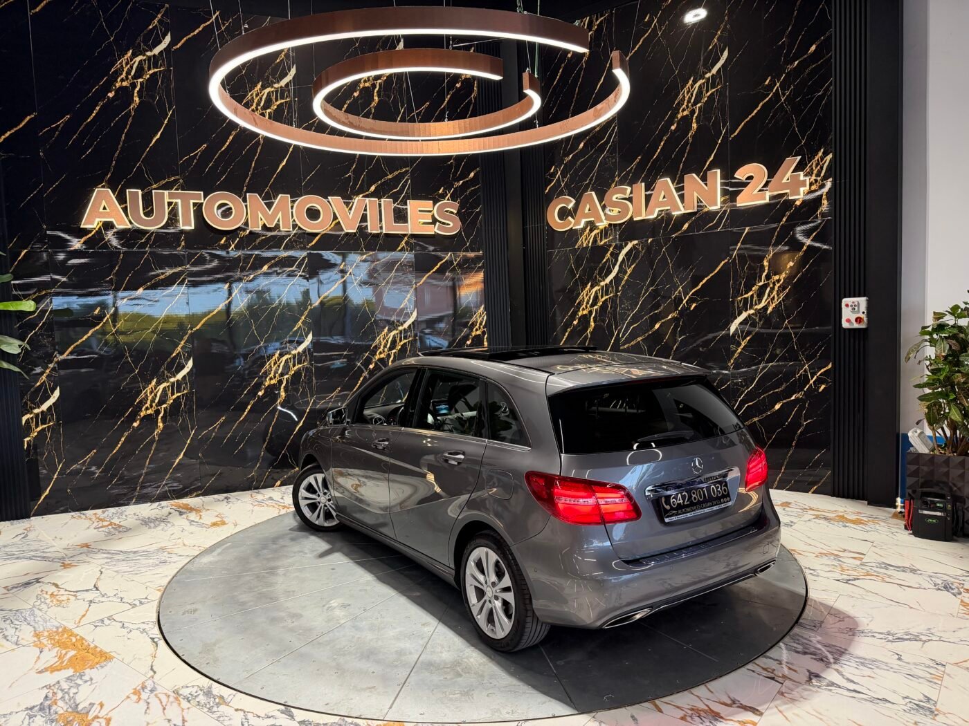 MERCEDES-BENZ Clase B 180d Sport Urban PANORAMA 