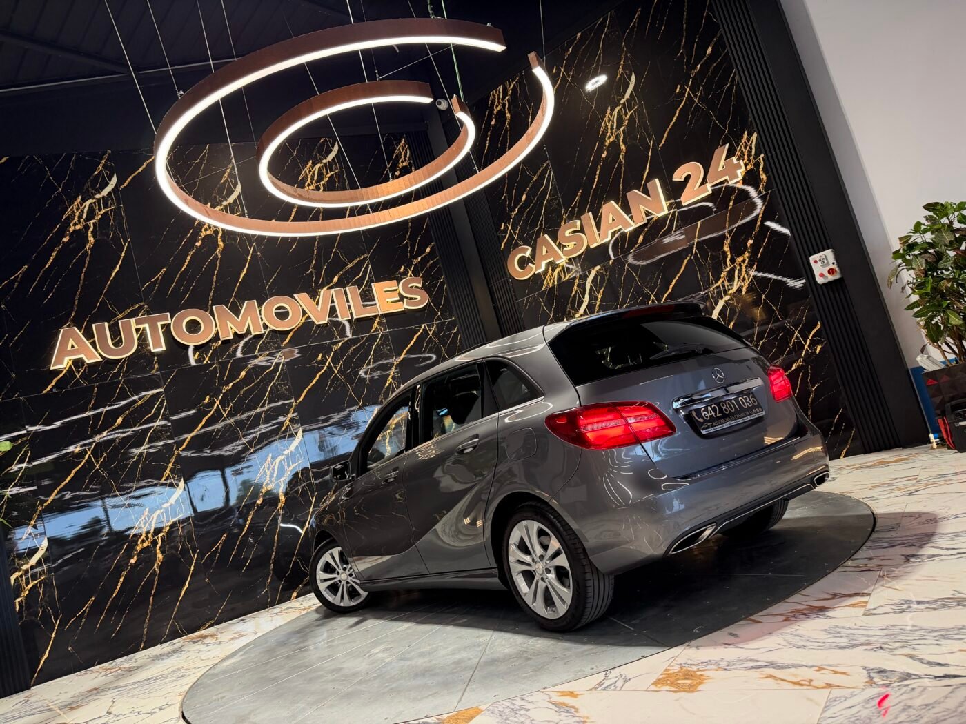 MERCEDES-BENZ Clase B 180d Sport Urban PANORAMA 