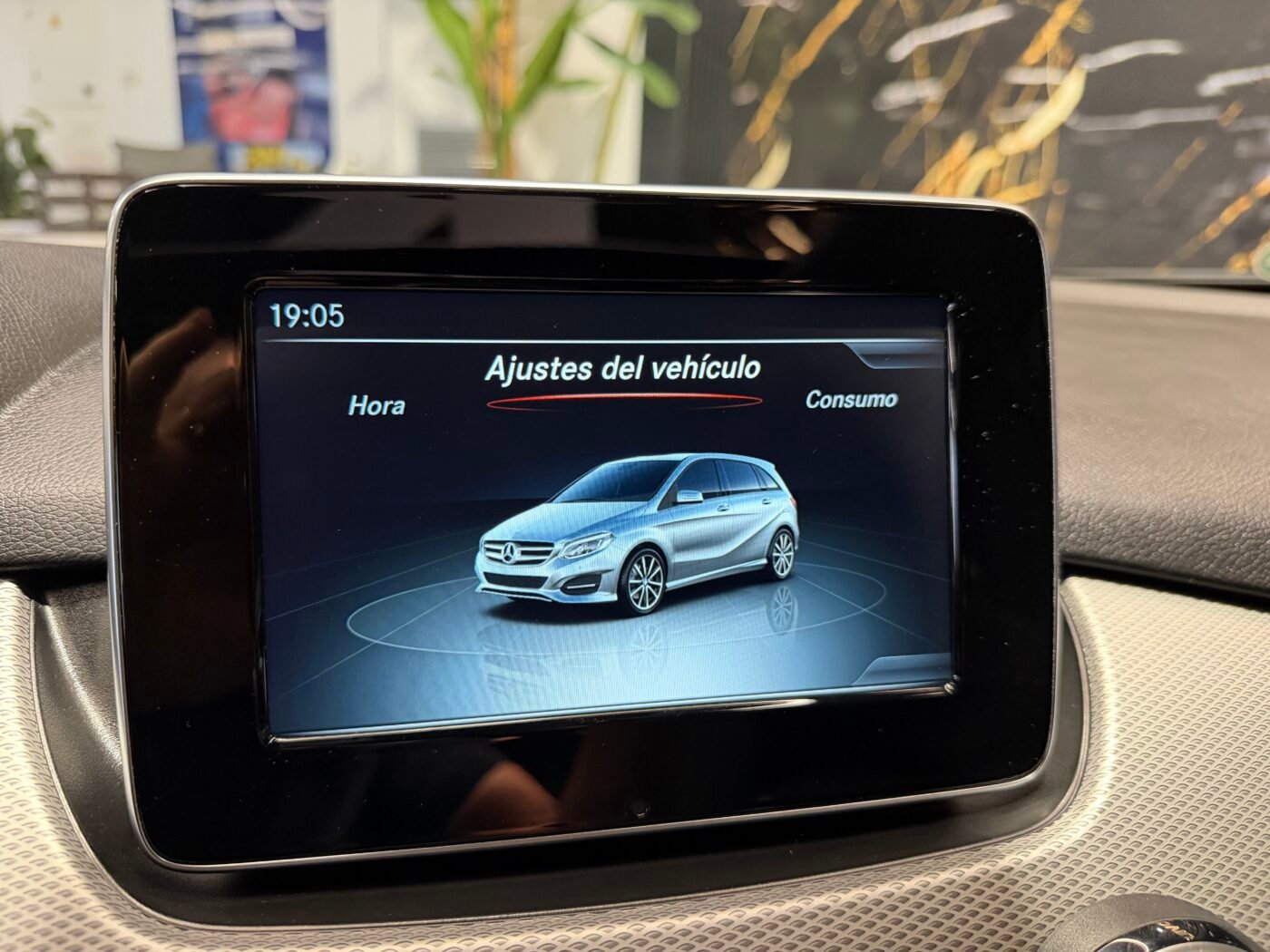 MERCEDES-BENZ Clase B 180d Sport Urban PANORAMA 