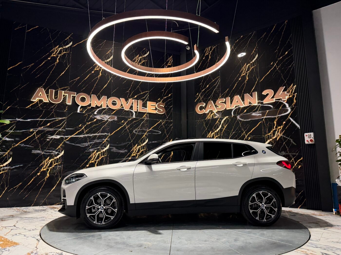 BMW  X2 sDrive18i X Line PANORAMA 