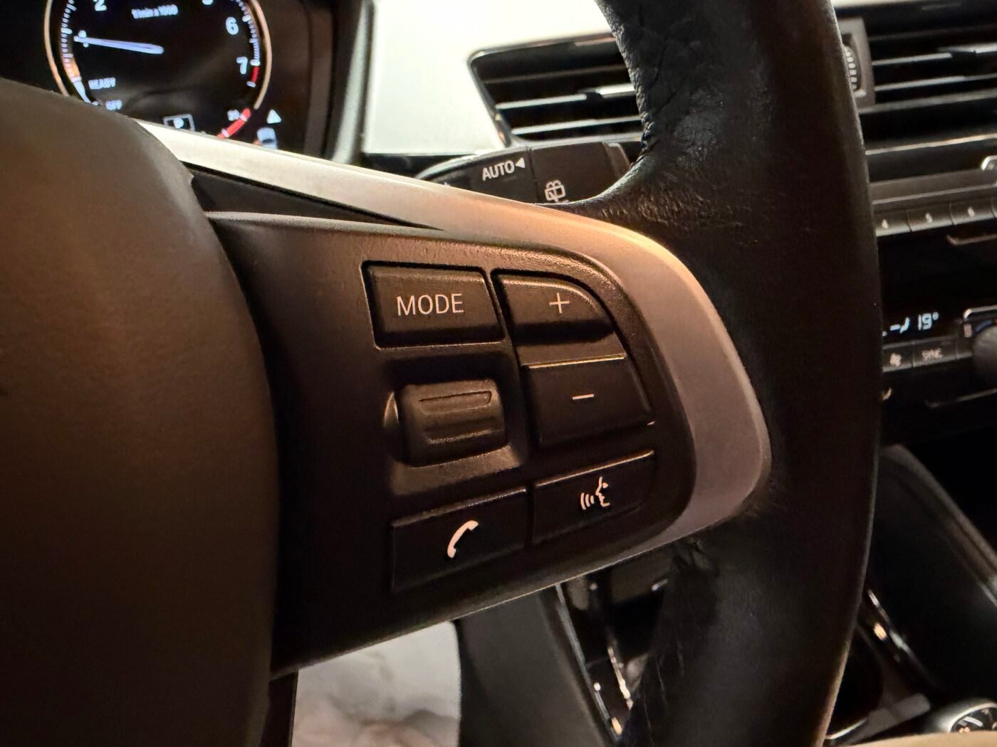 BMW  X2 sDrive18i X Line PANORAMA 