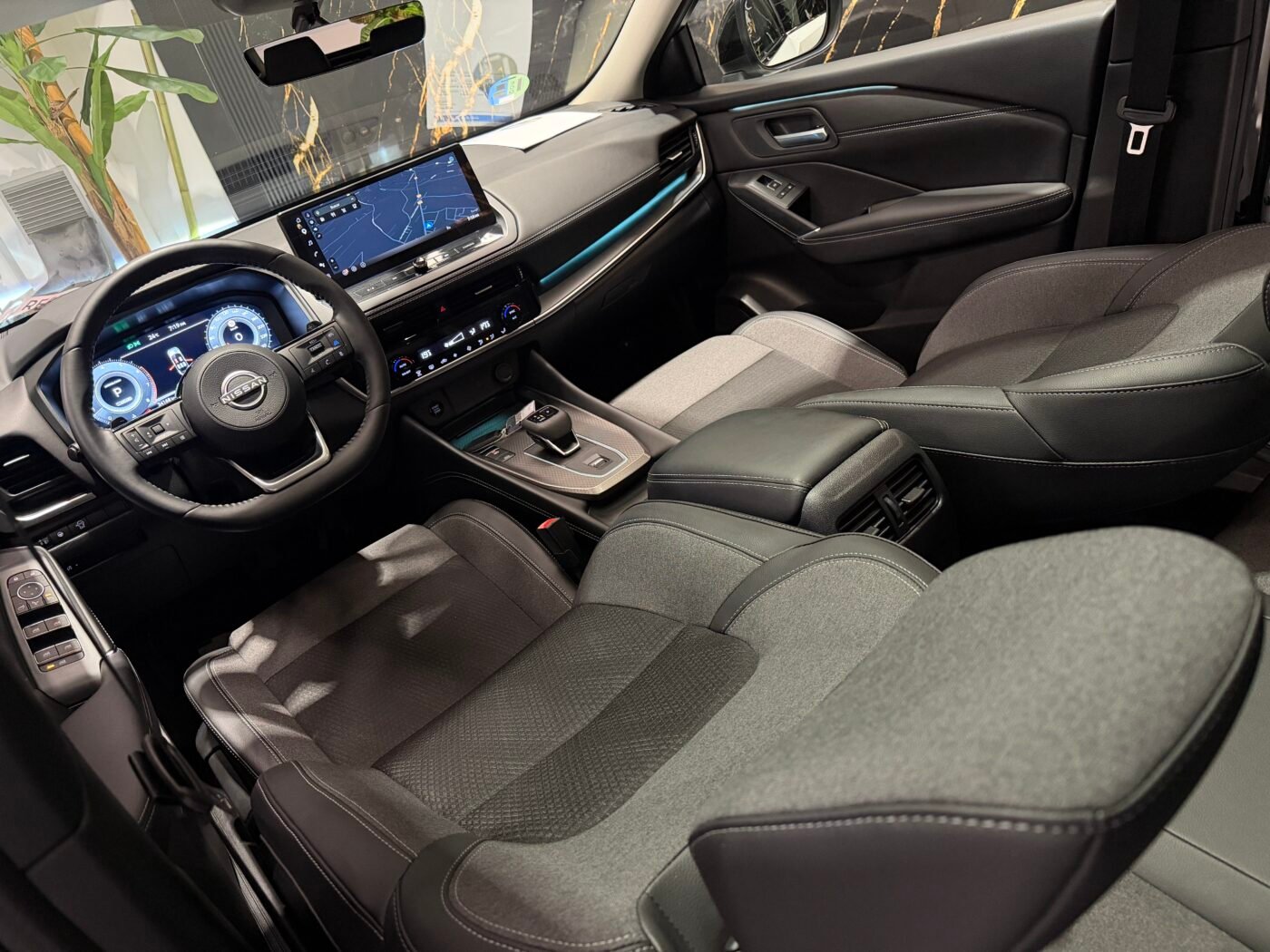 NISSAN QASHQAI DIGT 158CV N Connecta PANORAMA Motot Mercedes con CADENA 