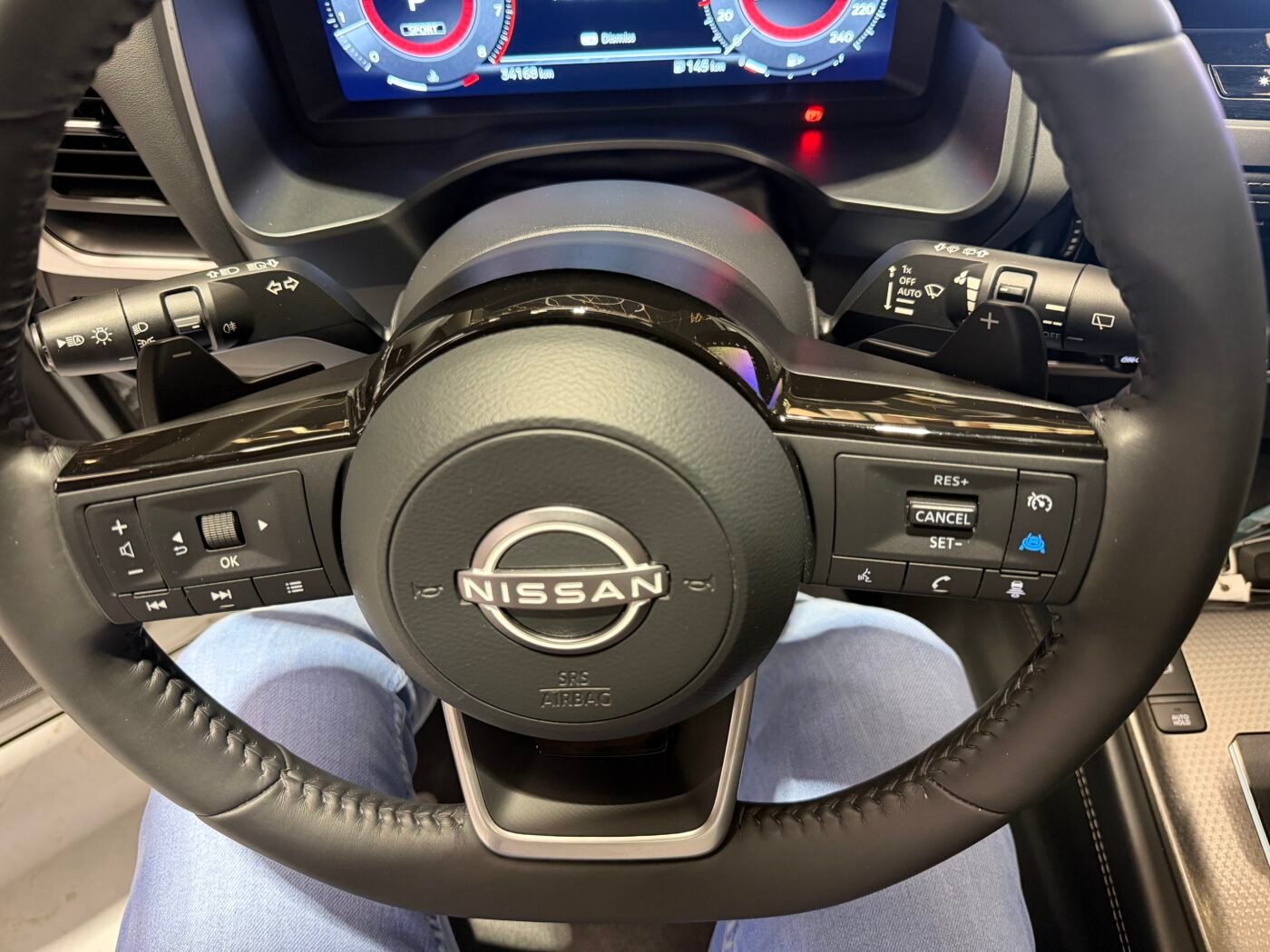 NISSAN QASHQAI DIGT 158CV N Connecta PANORAMA Motot Mercedes con CADENA 